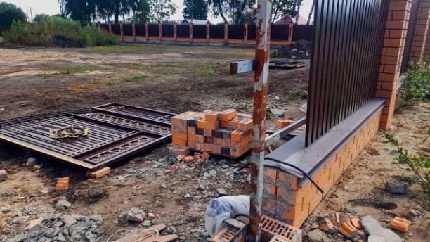 Ошибка, которая ломает забор: учитесь на чужих! | Интересный контент в группе Профессия созидатели в ОК (Одноклассники)