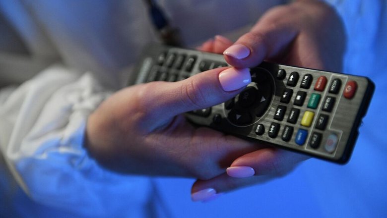 ФОМ рассказал, сколько россиян смотрят телевизор почти каждый день