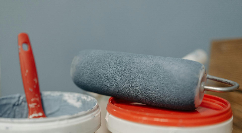 Как красить гипсокартон: выбор краски, подготовка стен и пошаговая инструкция по окрашиванию