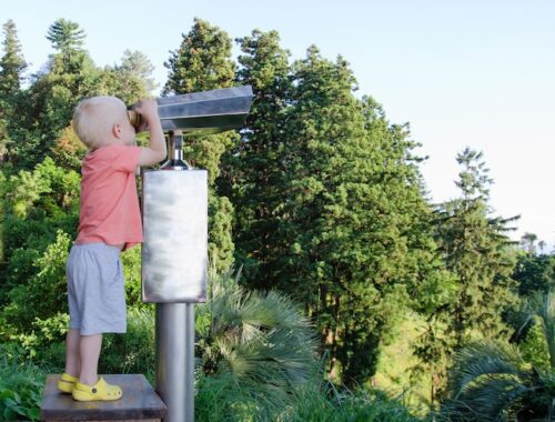 Как сделать садовый душ из профнастила с баком