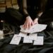 Как бросить играть в карты на деньги психология лудомании